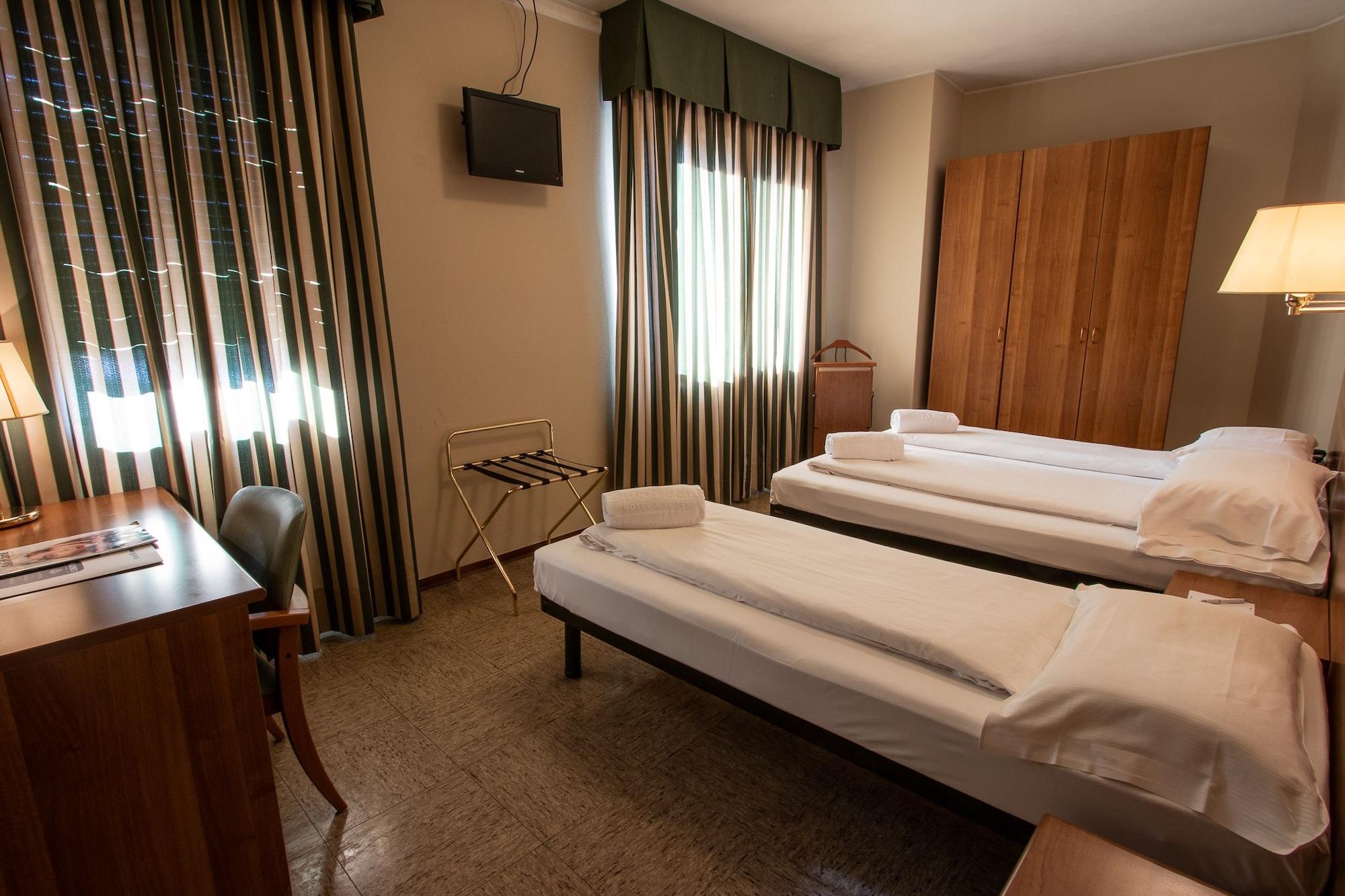 Hotel Corona Tirano Zewnętrze zdjęcie