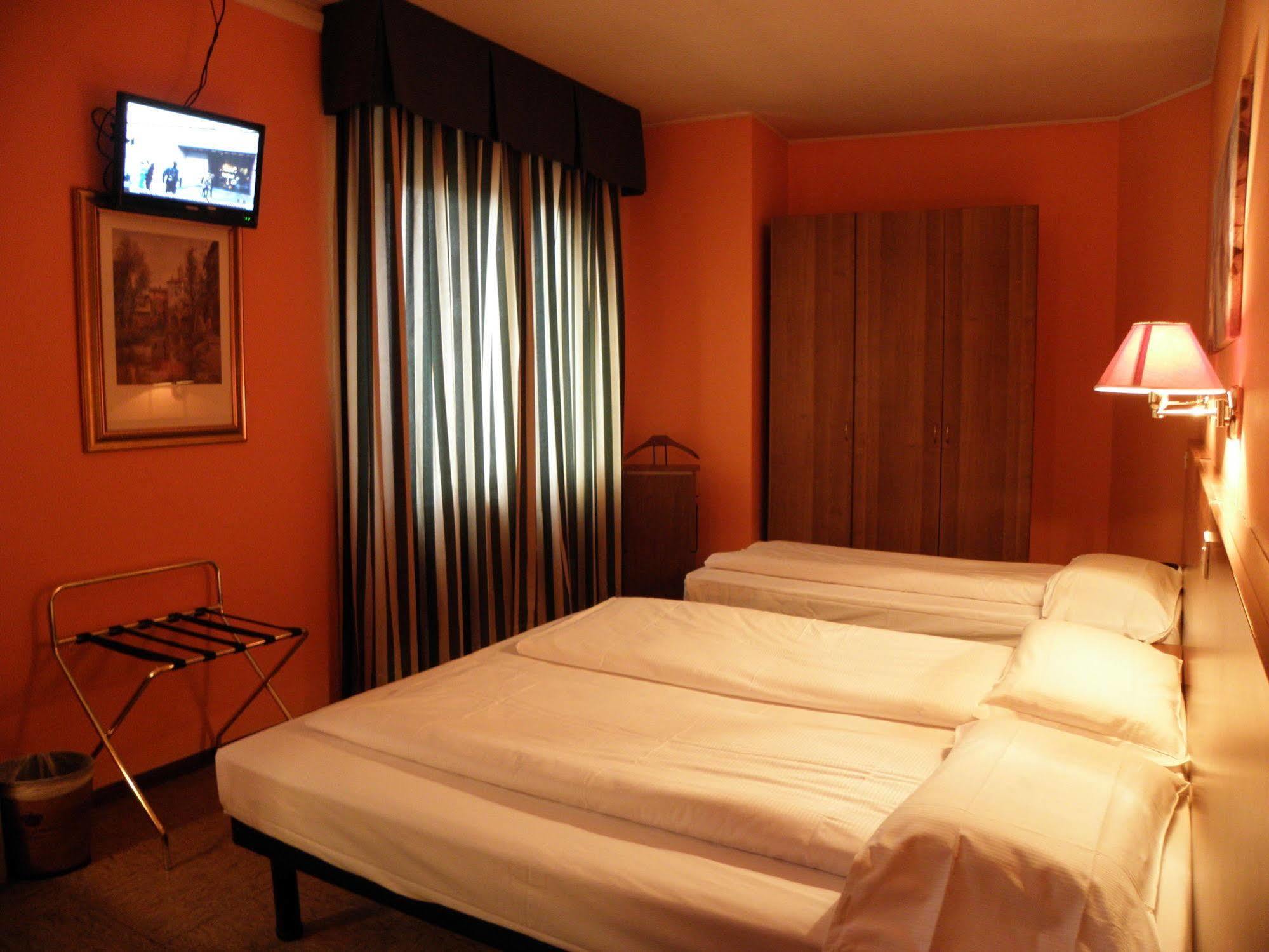 Hotel Corona Tirano Zewnętrze zdjęcie