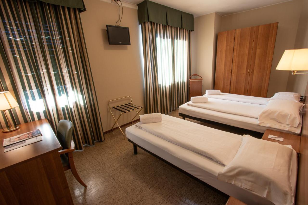 Hotel Corona Tirano Zewnętrze zdjęcie