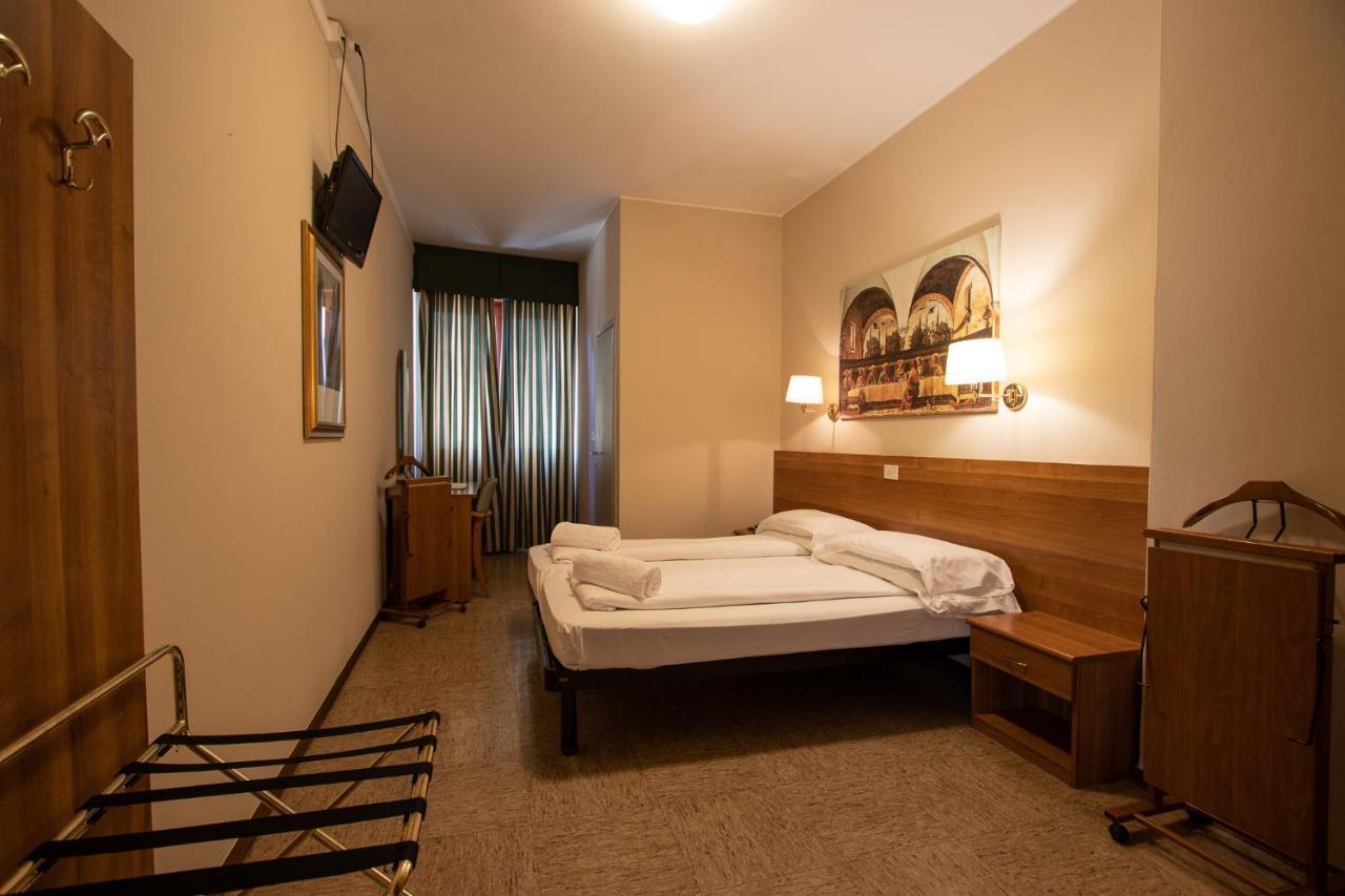 Hotel Corona Tirano Zewnętrze zdjęcie